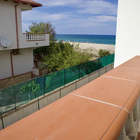 Aria Di Sale Bed & Breakfast Marina di Strongoli