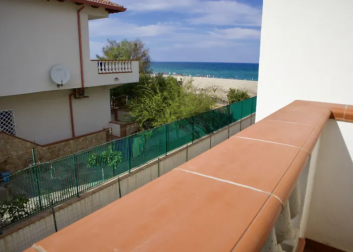 Aria Di Sale Alojamento de Acomodação e Pequeno-almoço Marina di Strongoli